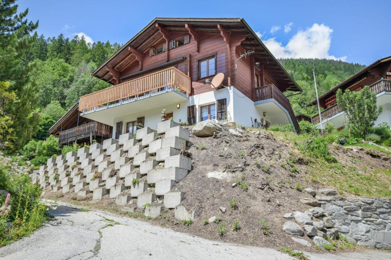 Reste Fidele Duplex Fiesch Extérieur photo